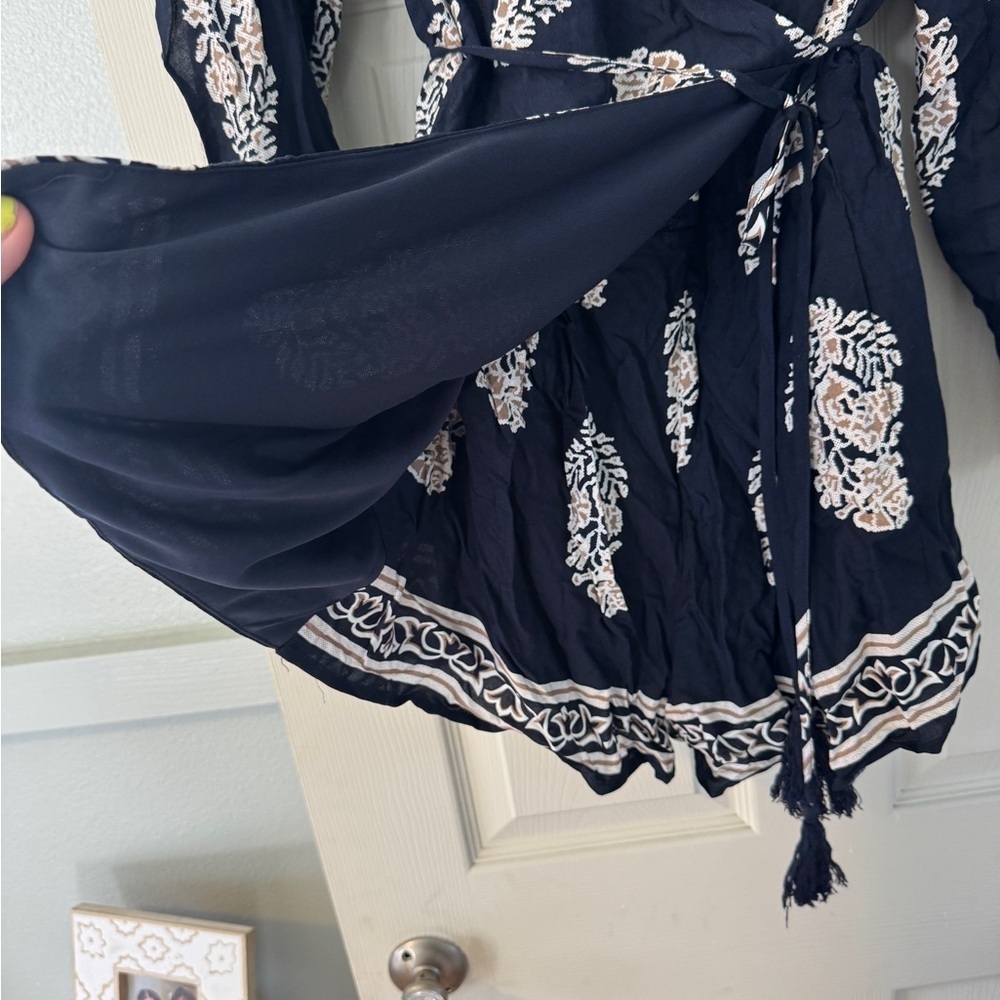 nWT fashion nova navy blue palsy Abby romper sz M - Picture 3 of 6